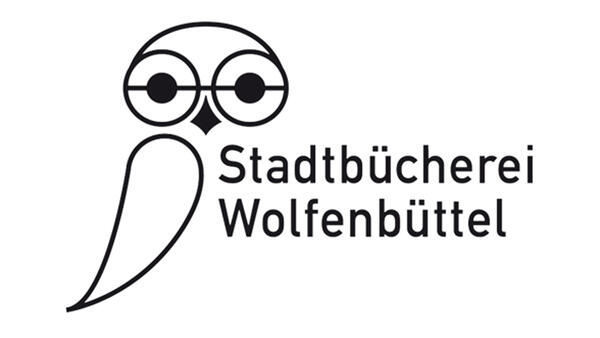 Eine gezeichnete Eule und der Schriftzug Stadtbücherei Wolfenbüttel bilden das Logo der Stadtbücherei.