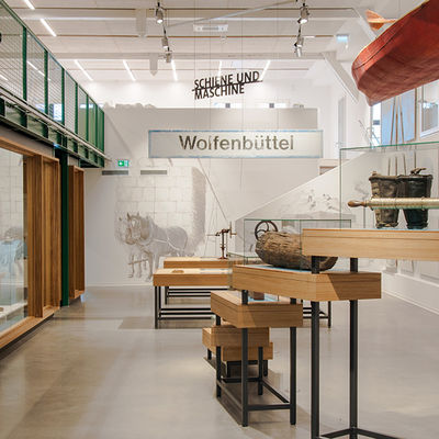 Ausstellungsraum mit Exponaten des Bürger Museums Wolfenbüttel.