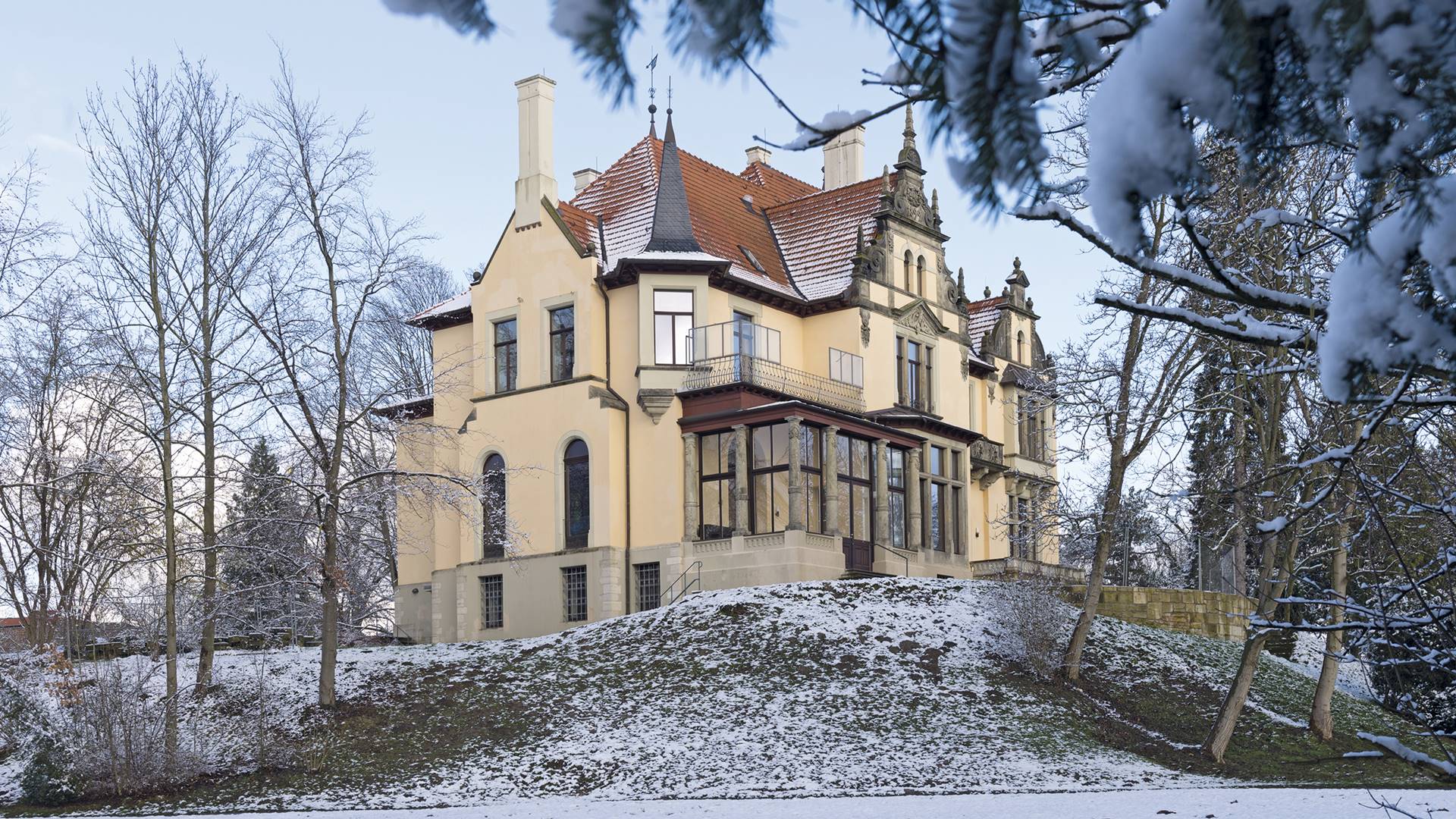 Sitz der Verwaltung der Landesmusikakademie ist in der Villa Seeliger.