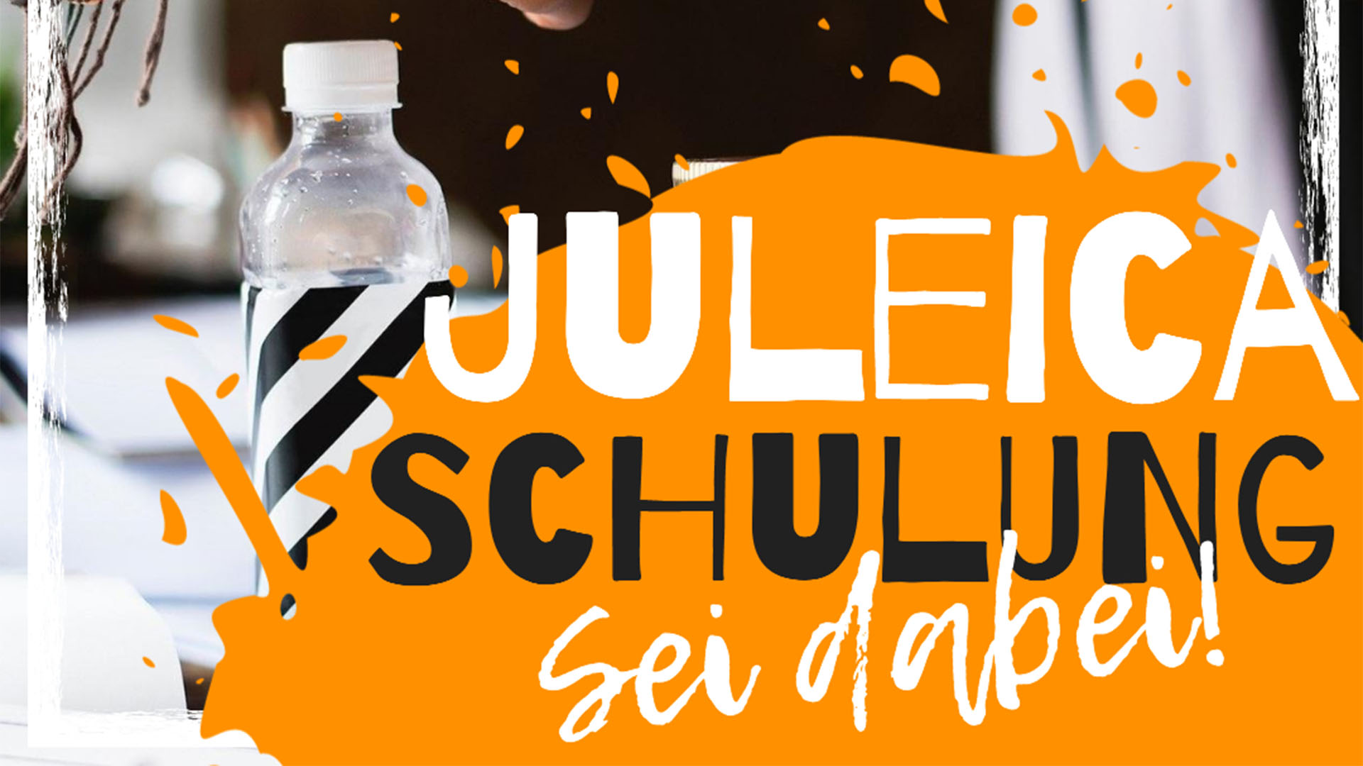 Plakat in schwarz-weiß und orange mit der Aufschrift Juleica Schulung sei dabei!