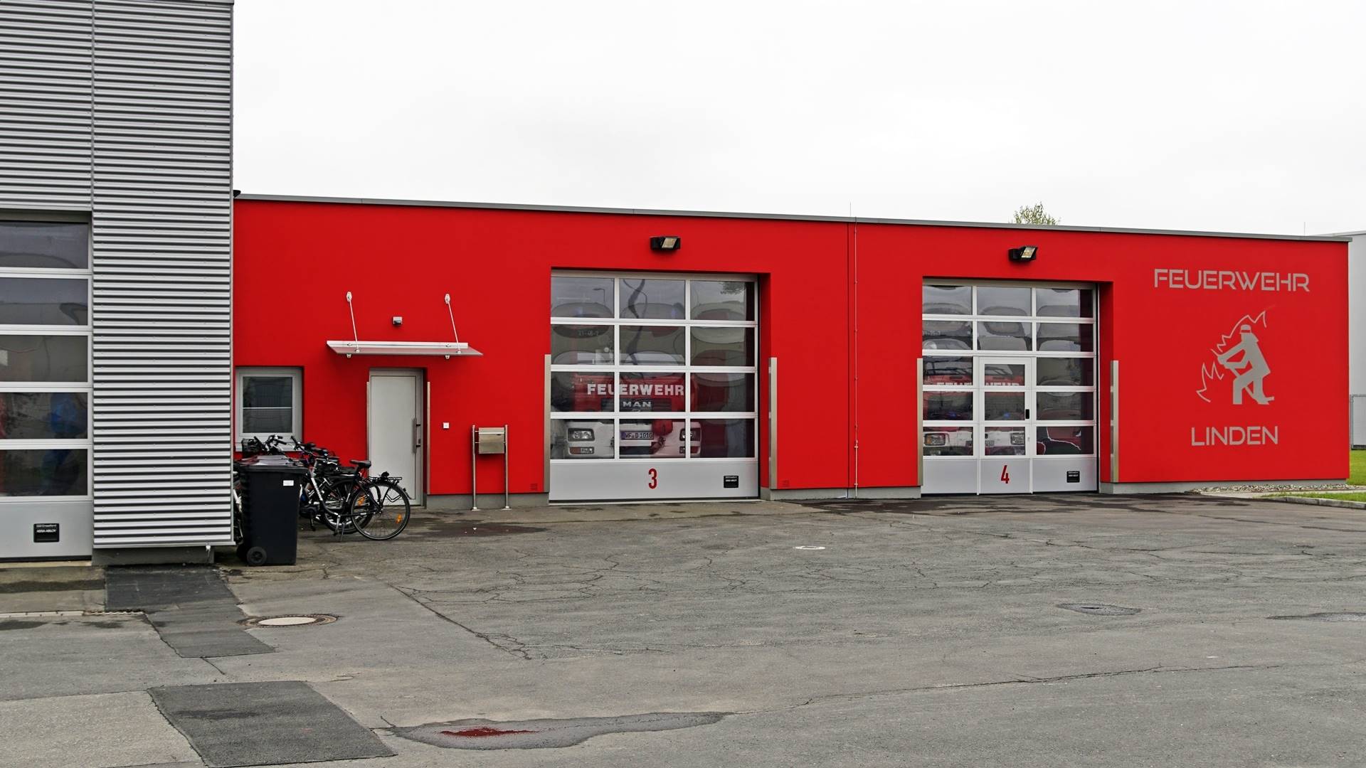 Das Feuerwehrgerätehaus in Linden.