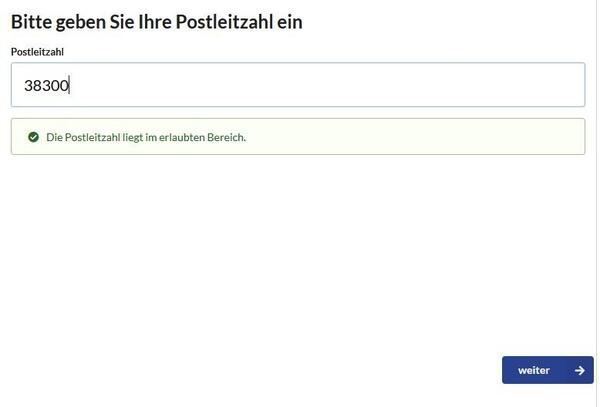 Screenshot eines Buttons mit der Aufschrift "Bitte geben Sie Ihre Postleitzahl ein"